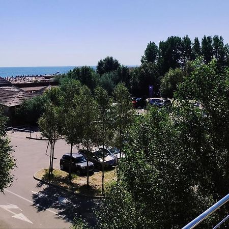 Oceana Summerland Apartment Mamaia Exterior photo